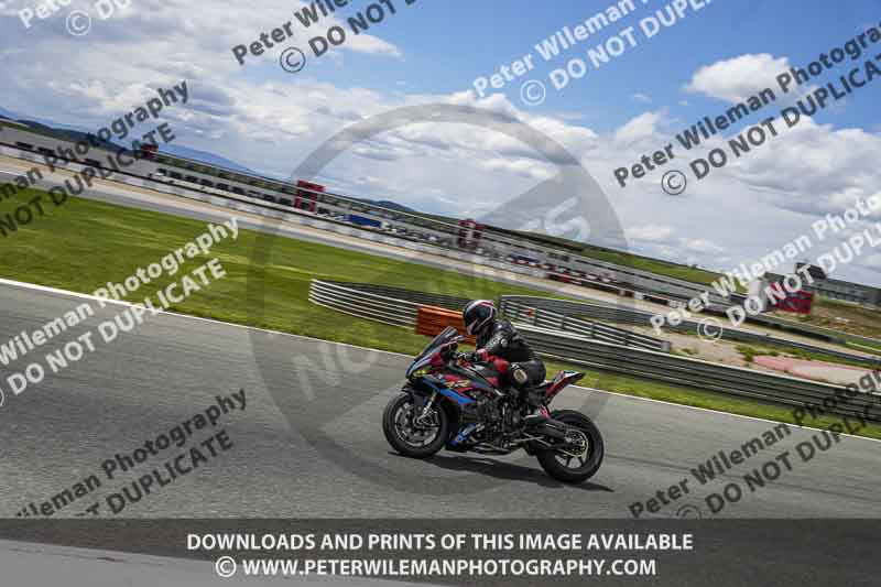 cadwell no limits trackday;cadwell park;cadwell park photographs;cadwell trackday photographs;enduro digital images;event digital images;eventdigitalimages;navarra;no limits trackdays;peter wileman photography;racing digital images;trackday digital images;trackday photos